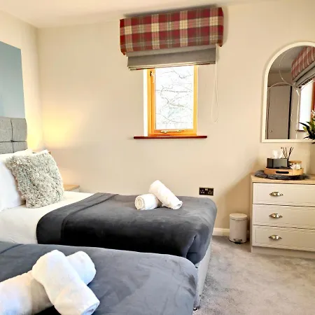 Yewtree House Holiday home *